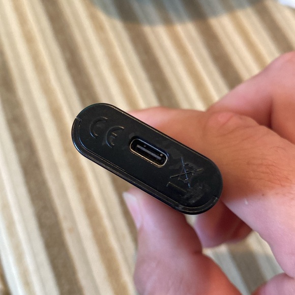 Samsung TV Solar Rechargeable Remote Smart Control Model RMCSPA1EP1 VoiceControl - Picture 5 of 5